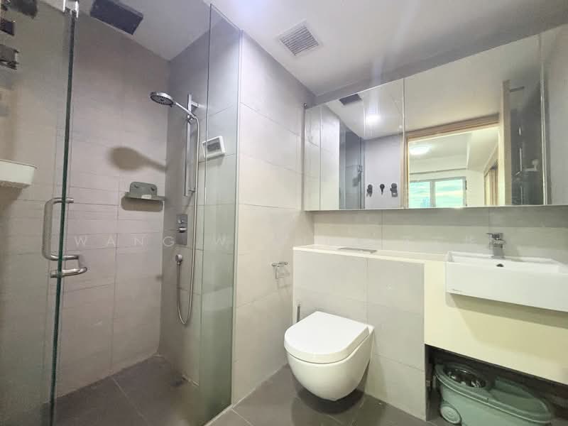 Eight Riversuites, 10 Whampoa East, 1 Bedroom, 441 sqft, Condominium For Rent, by Wang Wenhua 王文华, 500058762 - Bathroom - PropertyGuru.com.sg