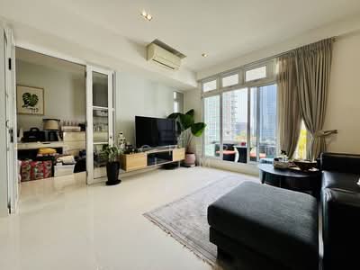 For Sale - De Paradiso