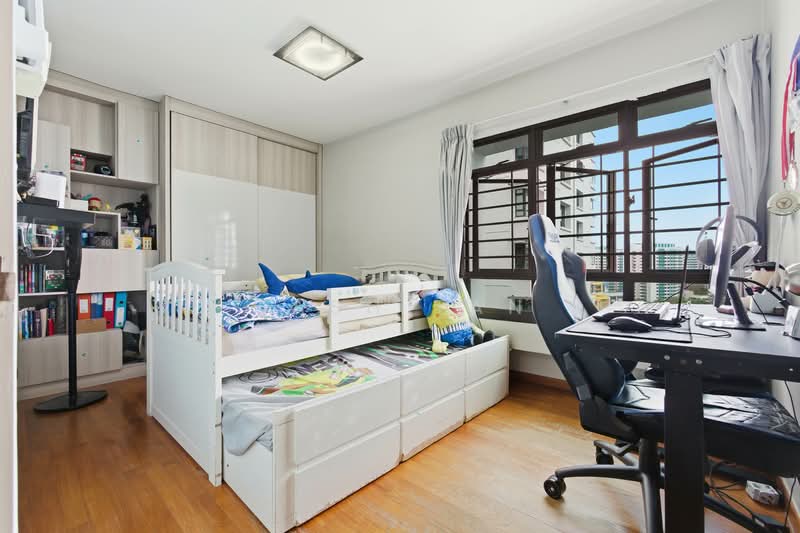 655 Senja Road HDB Flat For Sale at S$ 750,000 | PropertyGuru Singapore - Bedroom