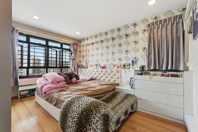 655 Senja Road HDB Flat For Sale at S$ 750,000 | PropertyGuru Singapore - Bedroom