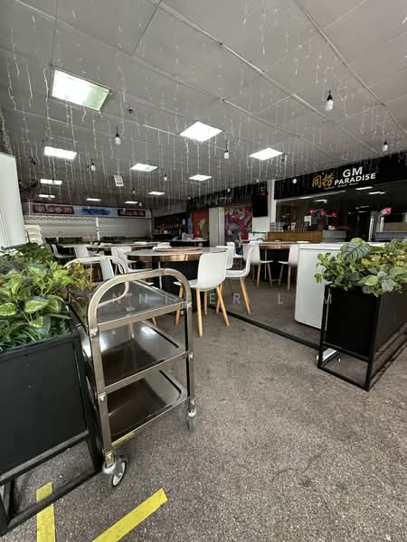 Golden Mile Tower, 6001 Beach Road, 279 sqft, Mall Shop For Sale, by Jennifer Lim, 500058779 - CommercialGuru.com.sg