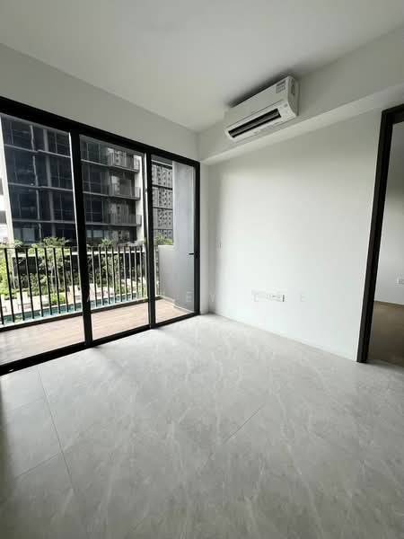 Piccadilly Grand Condominium For Sale at S$ 1,848,000 | PropertyGuru Singapore - Balcony