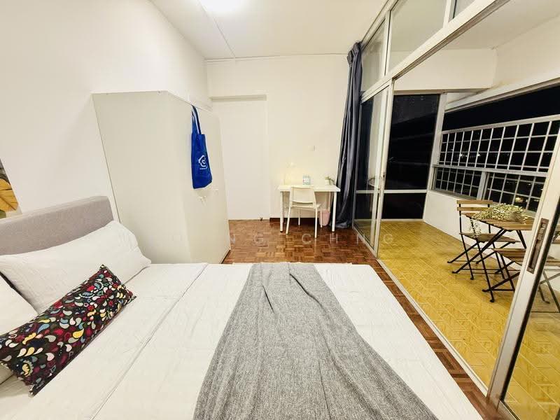Ridgewood Condominium, 1 Ridgewood Close, Tanglin / Holland / Bukit Timah, Room Rental, 108 sqft, Condominium For Rent, by Young Chng, 500058786 - Bedroom - PropertyGuru.com.sg