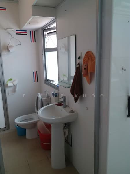 448B Bukit Batok West Avenue 9 HDB Flat For Sale at S$ 410,000 | PropertyGuru Singapore