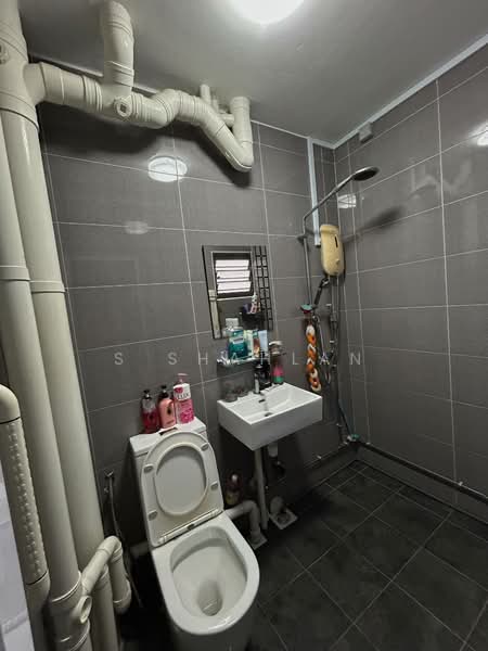 For Sale - 393 Yishun Avenue 6