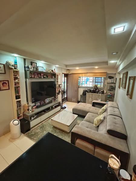 For Sale - 393 Yishun Avenue 6