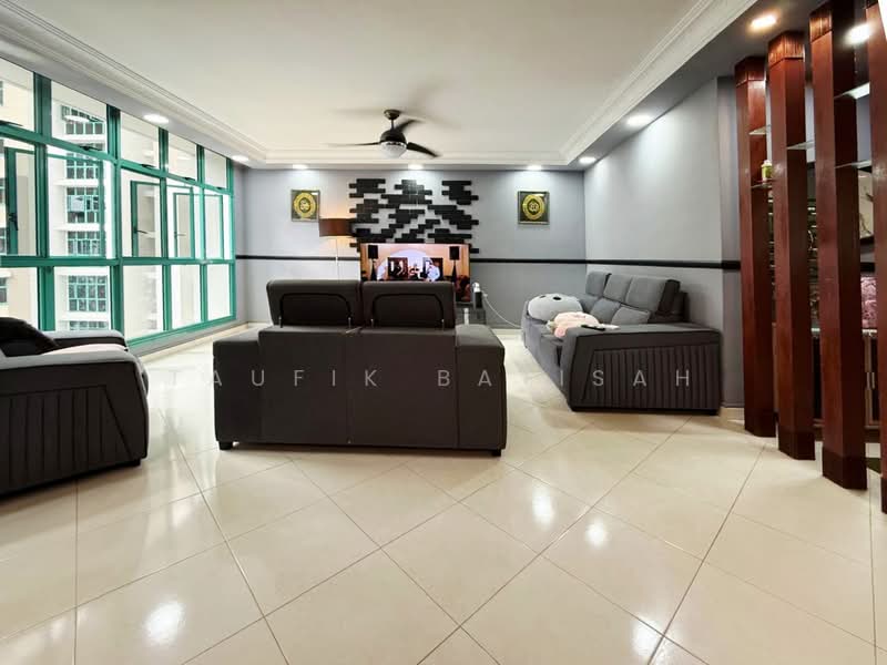 477 Segar Road HDB Flat For Sale at S$ 599,000 | PropertyGuru Singapore - Living Room
