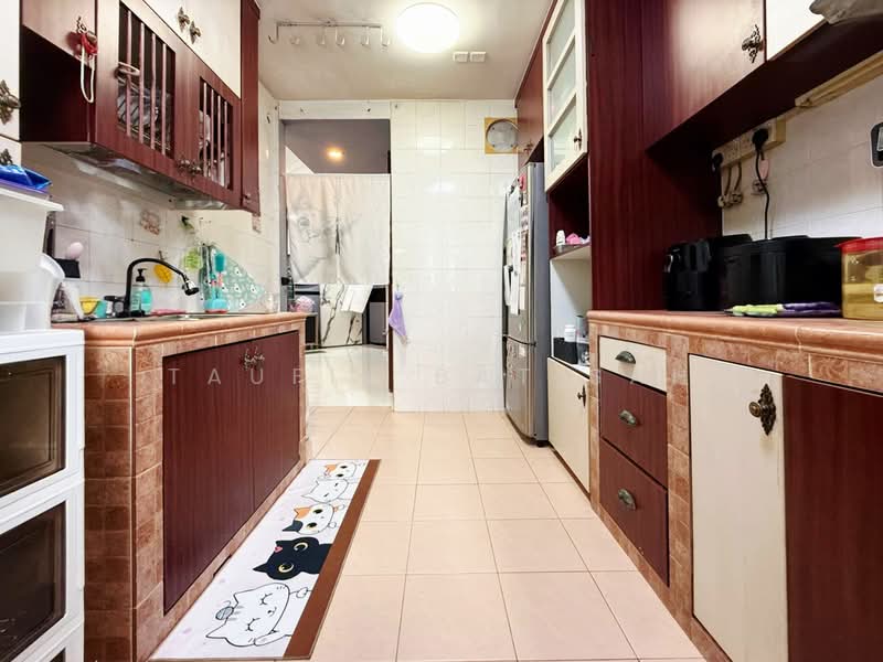 477 Segar Road HDB Flat For Sale at S$ 599,000 | PropertyGuru Singapore - Kitchen
