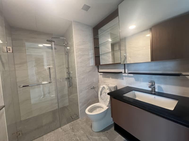 Normanton Park Condominium For Sale at S$ 1,350,000 | PropertyGuru Singapore - Bathroom