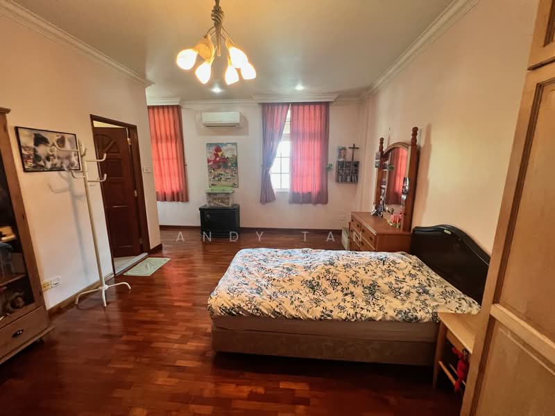 jalan kelulut Semi-Detached House For Sale at S$ 7,180,000 | PropertyGuru Singapore - Bedroom