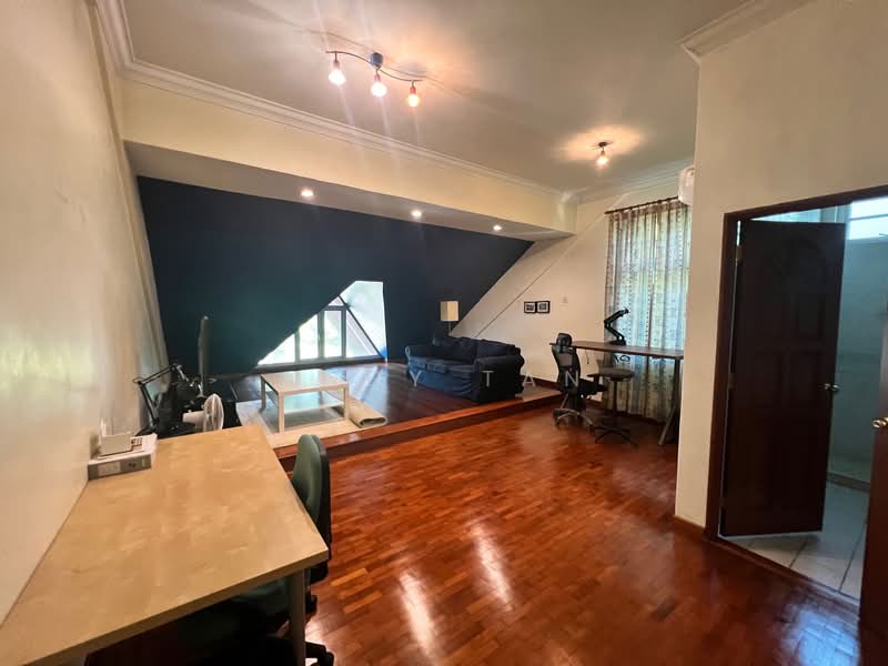 Seletar Hill Estate, jalan kelulut, 8 Bedrooms, 4,112 sqft, Semi-Detached House For Sale, by Andy Tan, 500058848 - Living Room - PropertyGuru.com.sg