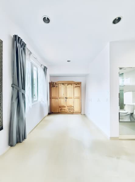 “Blue Chip” Freehold Semi-Detached House in District 15 Semi-Detached House For Sale at S$ 7,000,000 | PropertyGuru Singapore