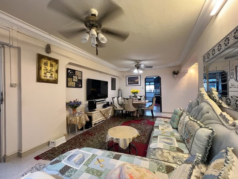 820 Jurong West Street 81 HDB Flat For Sale at S$ 590,000 | PropertyGuru Singapore - Living Room