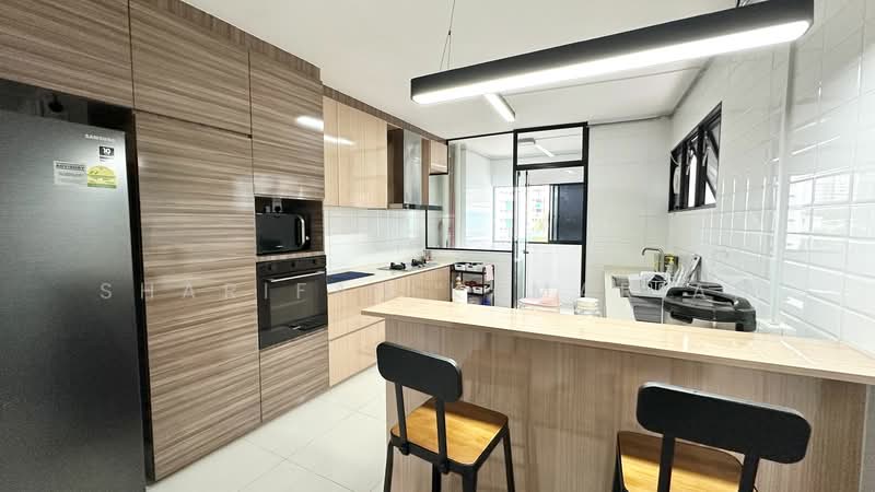 332 Jurong East Avenue 1 HDB Flat For Sale at S$ 675,000 | PropertyGuru Singapore - Kitchen