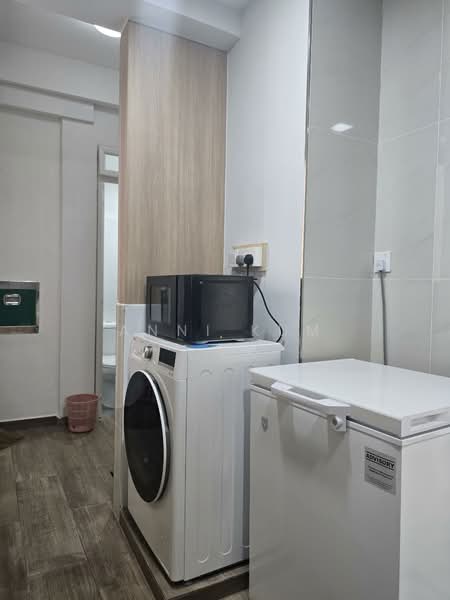 Spring Grove, 53 Grange Road, 2 Bedrooms, 1,012 sqft, Condominium For Rent, by Anni Kum, 500058870 - PropertyGuru.com.sg