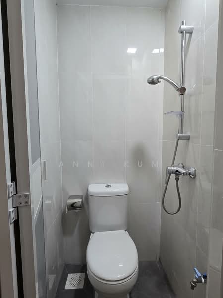 Spring Grove, 53 Grange Road, 2 Bedrooms, 1,012 sqft, Condominium For Rent, by Anni Kum, 500058870 - PropertyGuru.com.sg