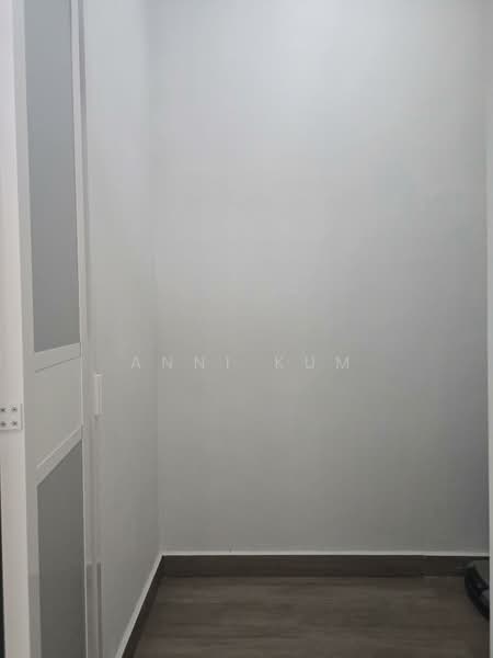 Spring Grove, 53 Grange Road, 2 Bedrooms, 1,012 sqft, Condominium For Rent, by Anni Kum, 500058870 - PropertyGuru.com.sg