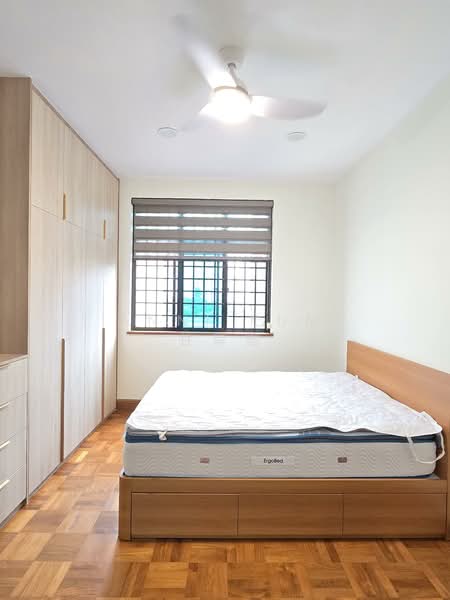 Spring Grove, 53 Grange Road, 2 Bedrooms, 1,012 sqft, Condominium For Rent, by Anni Kum 甘岸霓, 500058870 - Bedroom - PropertyGuru.com.sg