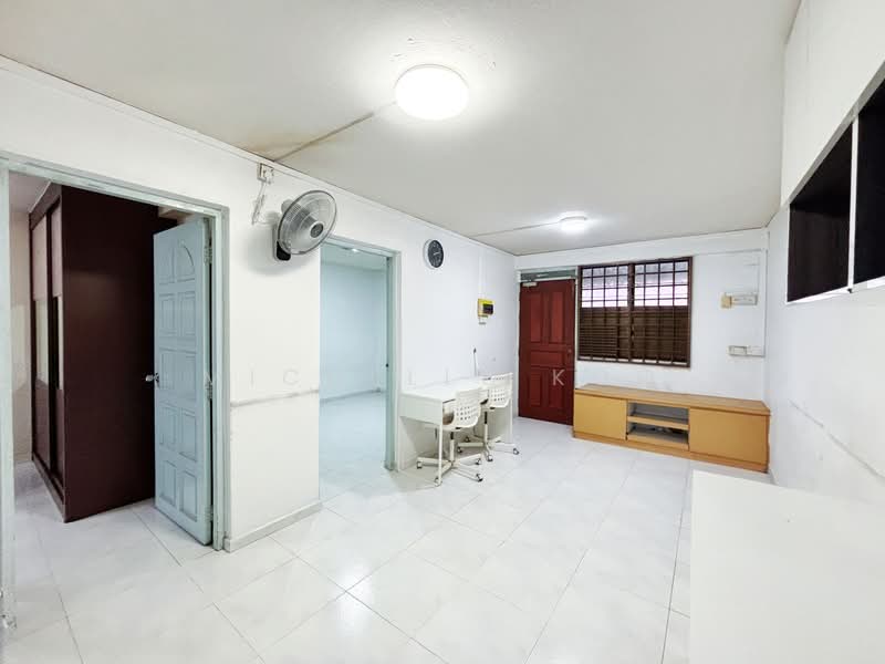 27 Toa Payoh East HDB Flat For Sale at S$ 360,000 | PropertyGuru Singapore - Interior