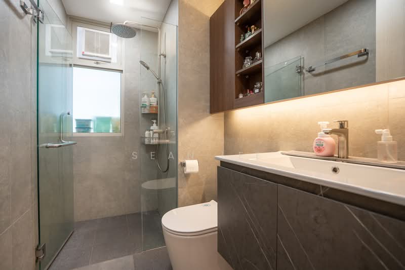 The Quartz Condominium For Sale at S$ 2,600,000 | PropertyGuru Singapore - Bathroom