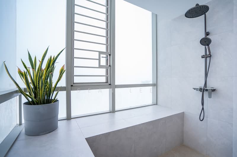 The Quartz Condominium For Sale at S$ 2,600,000 | PropertyGuru Singapore - Bathroom