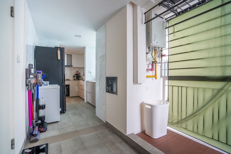 The Quartz Condominium For Sale at S$ 2,600,000 | PropertyGuru Singapore - Kitchen