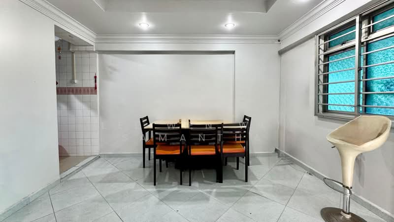 643 Jurong West Street 61 HDB Flat For Sale at S$ 510,000 | PropertyGuru Singapore - Dining Room