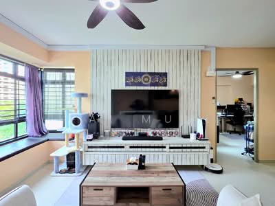 For Sale - 489 Admiralty Link