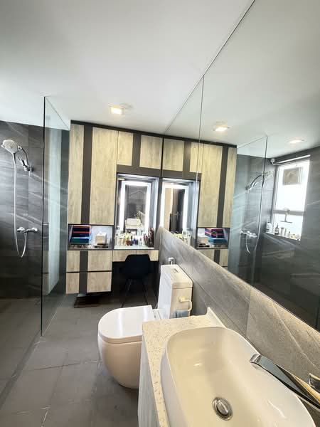 The Bayshore Condominium For Sale at S$ 1,520,000 | PropertyGuru Singapore