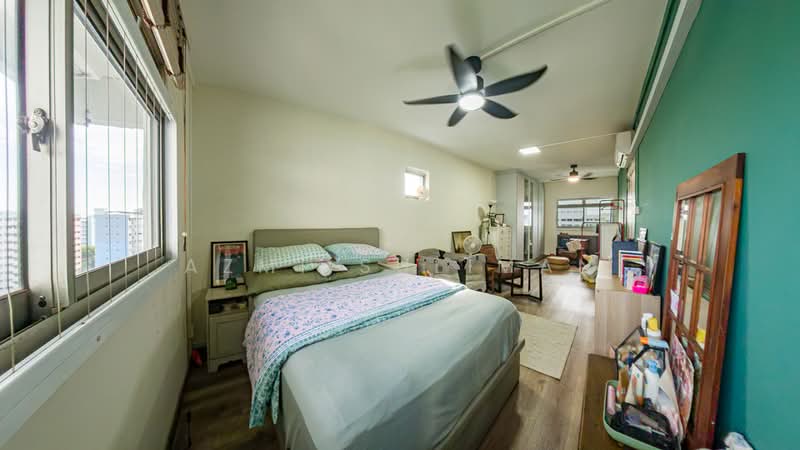 818 Woodlands Street 82 HDB Flat For Sale at S$ 1,265,000 | PropertyGuru Singapore - Bedroom 2
