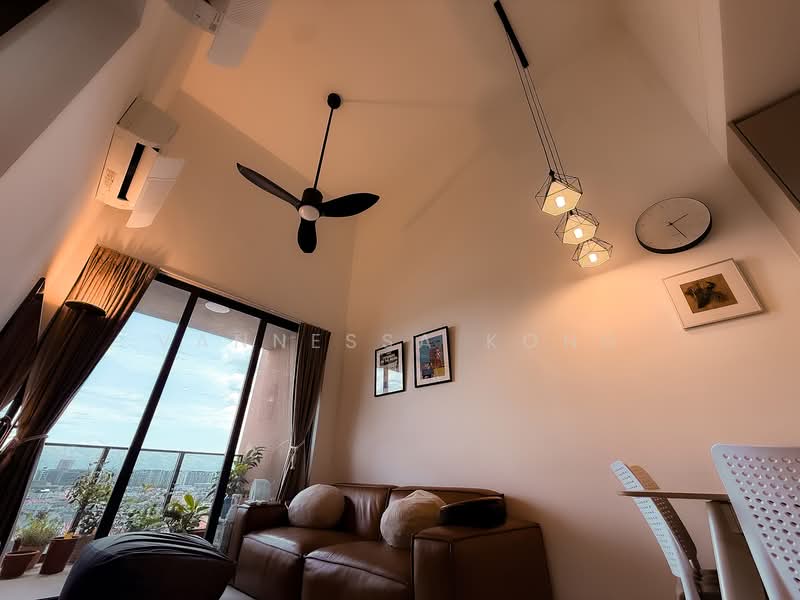 Parc Esta Condominium For Sale at S$ 1,728,000 | PropertyGuru Singapore - Living Room