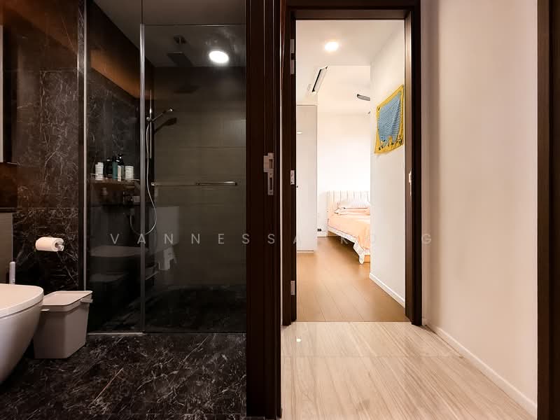 Parc Esta Condominium For Sale at S$ 1,728,000 | PropertyGuru Singapore - Bathroom