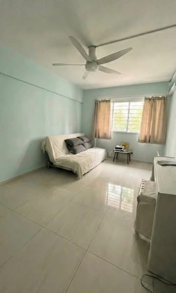 142 Tampines Street 12 HDB Flat For Sale at S$ 768,000 | PropertyGuru Singapore - Bedroom 2