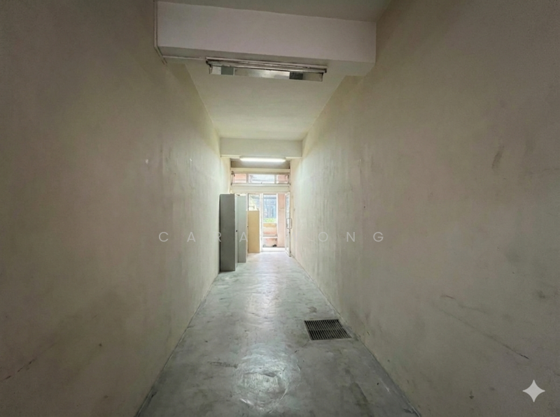 Geylang East Industrial Estate (1016, 1015 Geylang East Avenue 3, 300 sqft, Light Industrial (B1) For Rent, by Cara Wong, 500058944 - Interior - CommercialGuru.com.sg