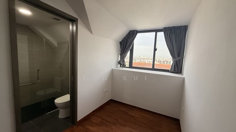 Sycamore Tree, 2 Fowlie Road, 3 Bedrooms, 851 sqft, Apartment For Rent, by Ted Sui, 500058951 - Bedroom upper floor - PropertyGuru.com.sg