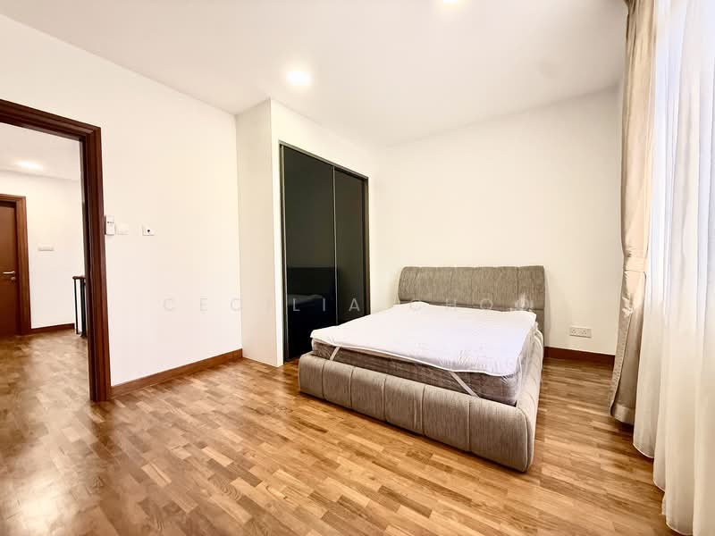 Changi Heights, Changi Heights, 5 Bedrooms, 3,200 sqft, Terraced House For Rent, by Cecilia Choo, 500058954 - Bedroom - PropertyGuru.com.sg
