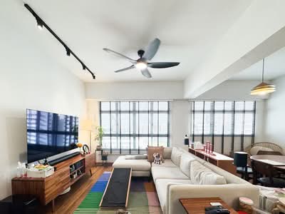 For Sale - 618B Tampines Street 61