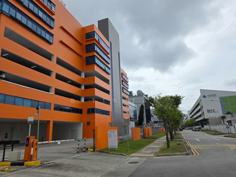 Hersing Kitchen @ Tampines, 21 Tampines Street 92, 1,657 sqft, Factory / Workshop (B2) For Rent, by Betty Tan, 500058972 - Exterior - CommercialGuru.com.sg