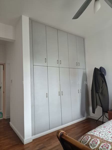 Fernwood Towers, 28 Fernwood Terrace, 3 Bedrooms, 1,195 sqft, Condominium For Rent, by Thomas Tan, 500058976 - Bedroom - PropertyGuru.com.sg