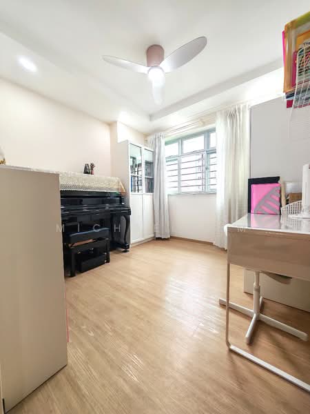 7 Upper Aljunied Lane HDB Flat For Sale at S$ 668,888 | PropertyGuru Singapore - Study