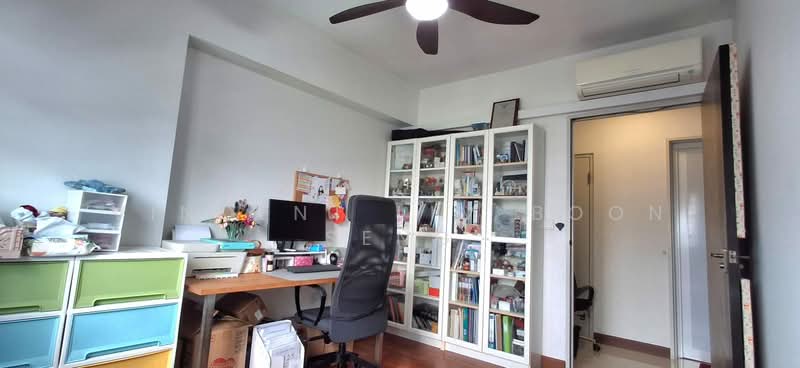 678A Punggol Drive HDB Flat For Sale at S$ 745,000 | PropertyGuru Singapore - Bedroom #3