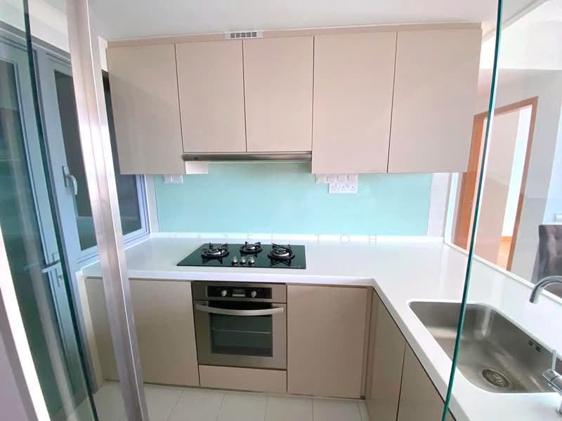 Centro Residences Condominium For Sale at S$ 2,806,300 | PropertyGuru Singapore - Kitchen
