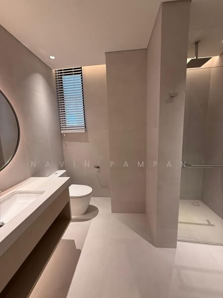 The Colonnade, 82 Grange Road, 4 Bedrooms, 3,617 sqft, Condominium For Rent, by Navin Pampan, 500059011 - Bathroom - PropertyGuru.com.sg