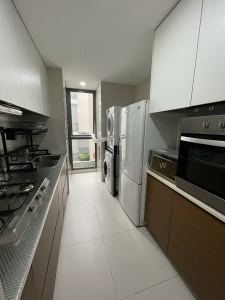 Miltonia Residences Condominium For Sale at S$ 1,150,000 | PropertyGuru Singapore - Kitchen