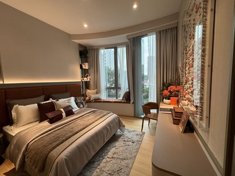 Cliveden at Grange Condominium For Sale at S$ 10,500,000 | PropertyGuru Singapore - Bedroom