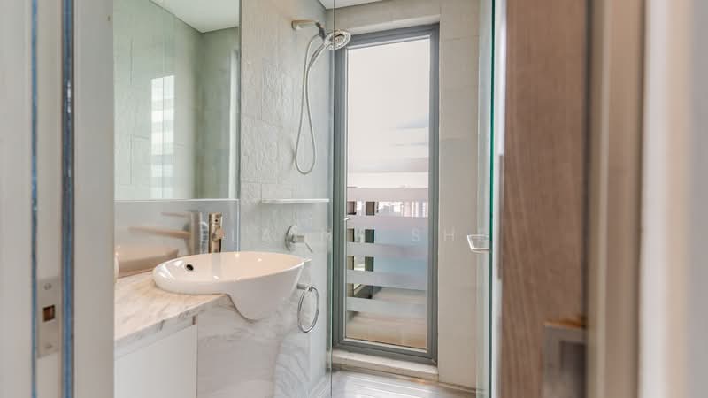 1 Moulmein Rise Apartment For Sale at S$ 6,900,000 | PropertyGuru Singapore - Bathroom