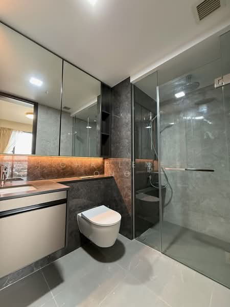 Tembusu Grand Condominium For Sale at S$ 2,350,000 | PropertyGuru Singapore - Bathroom