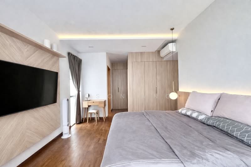 The Esta Condominium For Sale at S$ 4,480,000 | PropertyGuru Singapore - Spacious master bedroom