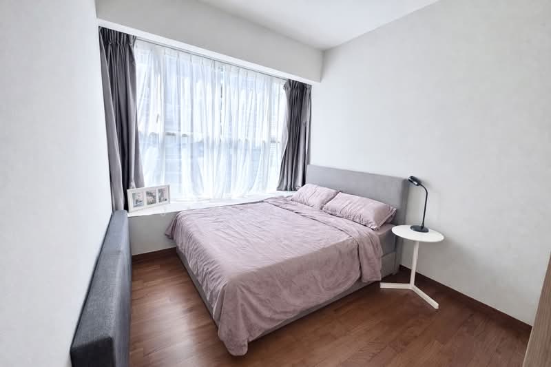 The Esta Condominium For Sale at S$ 4,480,000 | PropertyGuru Singapore - Common bedroom