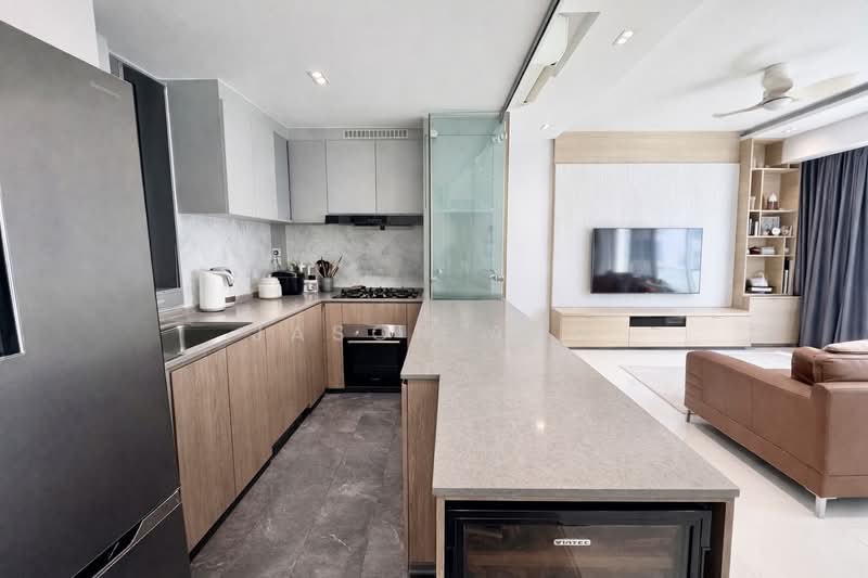 The Esta Condominium For Sale at S$ 4,480,000 | PropertyGuru Singapore - Kitchen area